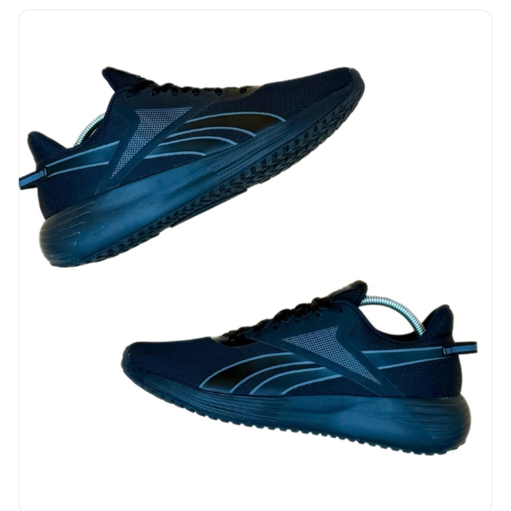 Reebok Lite Plus‎ 3 Black , NWOT, ships next day .